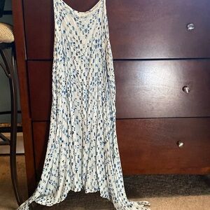 J Valdi Beach Coverup